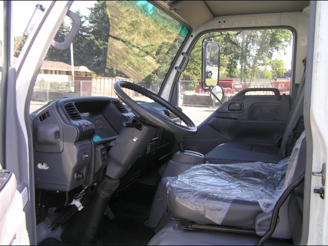 2007 ISUZU NPR HD 